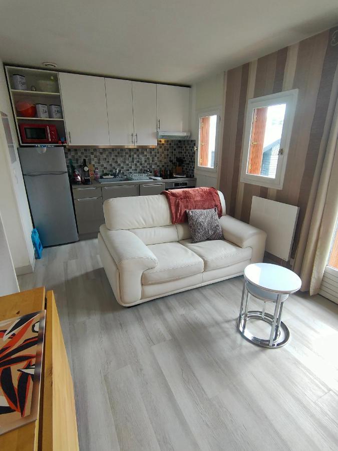 Maison Avec Sous Sol Independant Et Parking A 2Km De Versailles Buc  Eksteriør billede